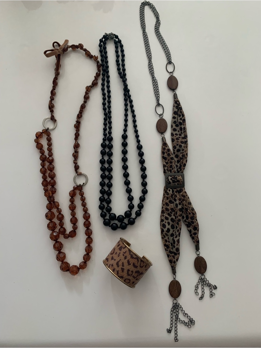 Vintage Jewelry Lot – 5 Pieces – Necklaces & Bracelets